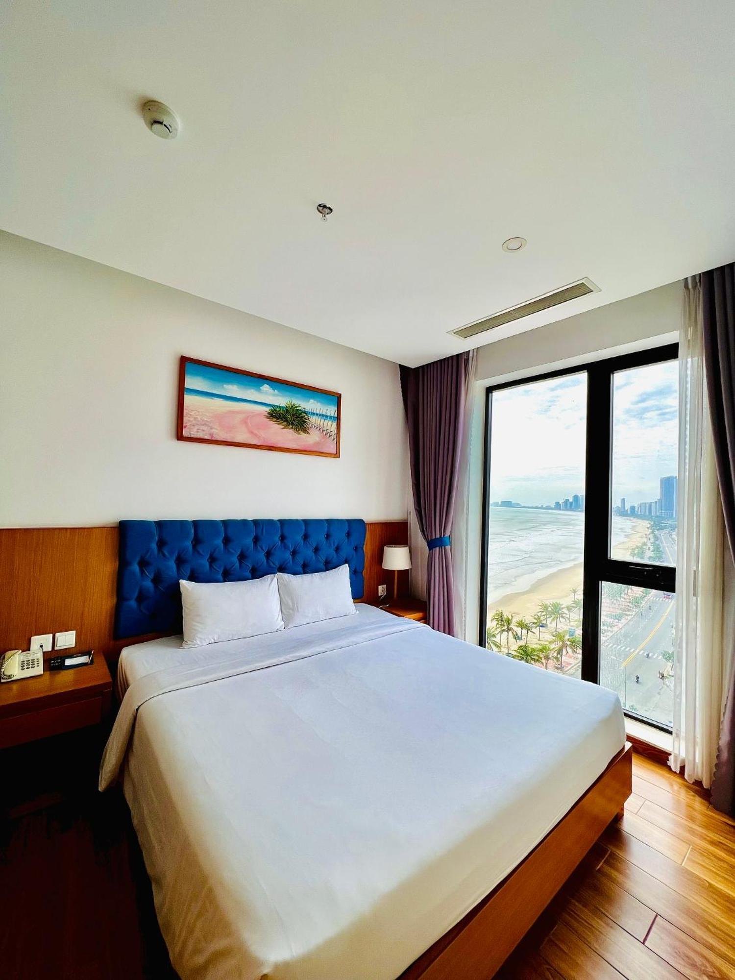 Seashore Hotel & Apartment Дананг Экстерьер фото
